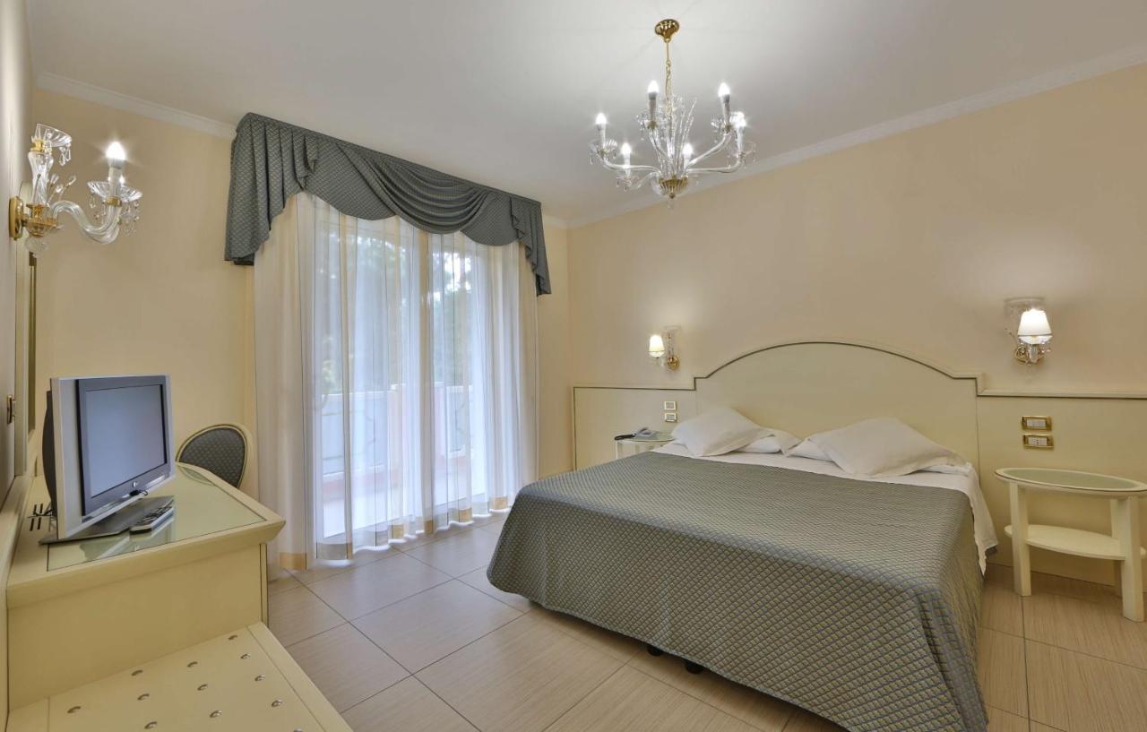 Hotel Globus, Sure Hotel Collection By Best Western Milano Marittima Exterior foto