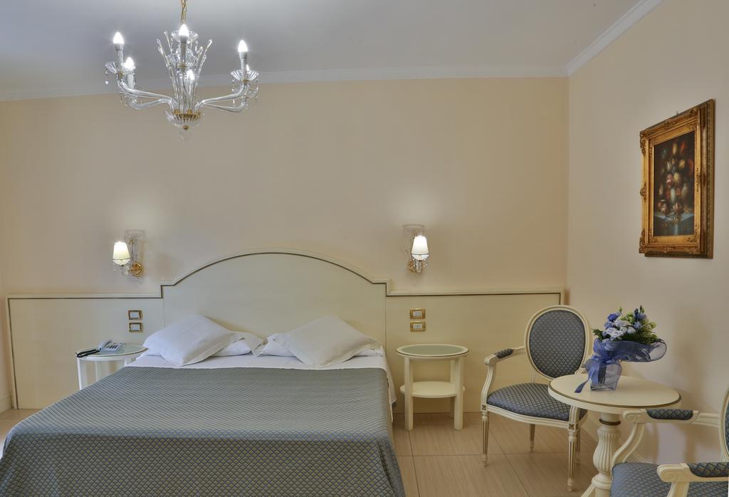 Hotel Globus, Sure Hotel Collection By Best Western Milano Marittima Exterior foto